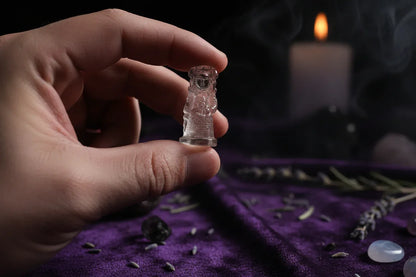 Antique Chess - Sorceress Sanctuary Red