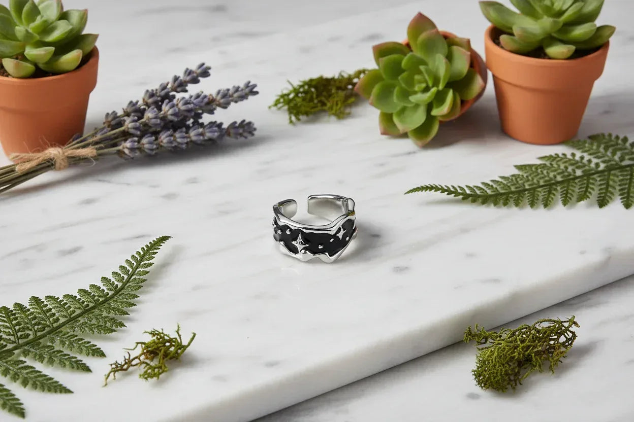 Cosmic Star Ring - Sorceress Sanctuary Black star-Double star ring