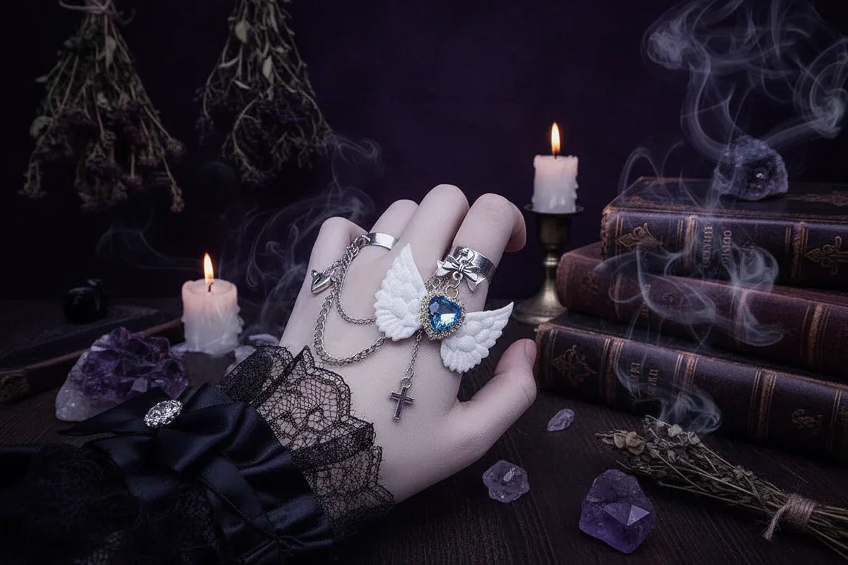 Devil Wing Ring - Sorceress Sanctuary Figure 1-Figure 2
