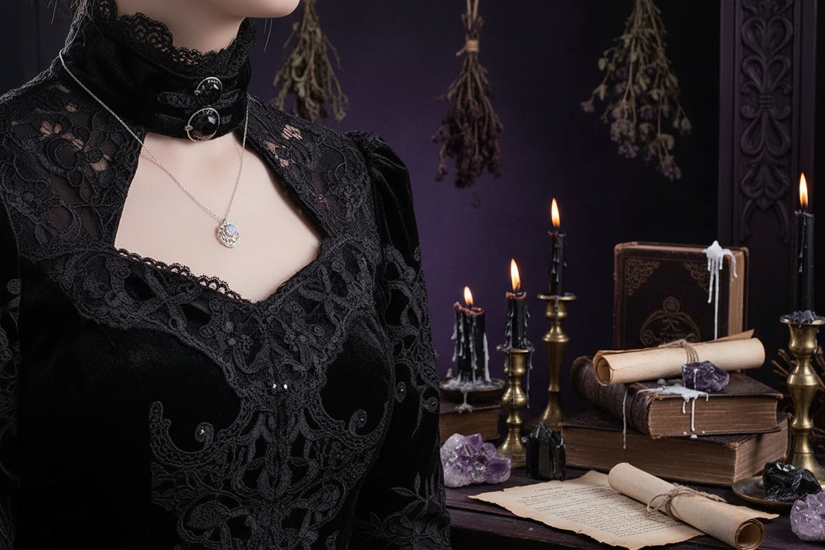 Fae Moon Necklace - Sorceress Sanctuary Silver-Gold