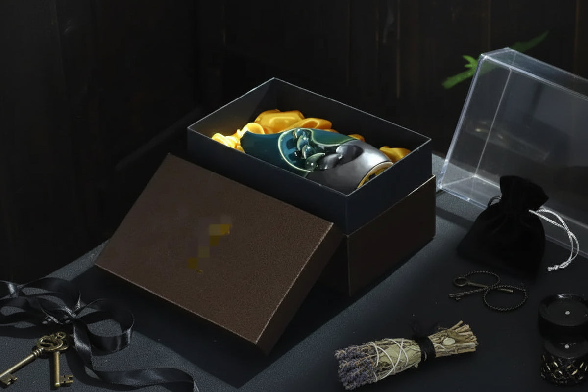 Flow Crescent Incense - Sorceress Sanctuary Black glaze