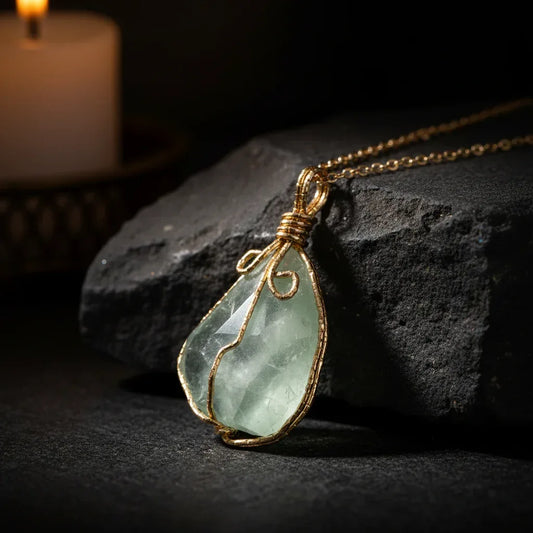 Raw Crystal Necklace - Sorceress Sanctuary Lemon crystal (silver) / Pure natural-Green fluorite (gold) / Pure natural-Lemon crystal (golden) / Pure natural-Amethyst (golden) / Pure natural-Fluorite (silver) / Pure natural