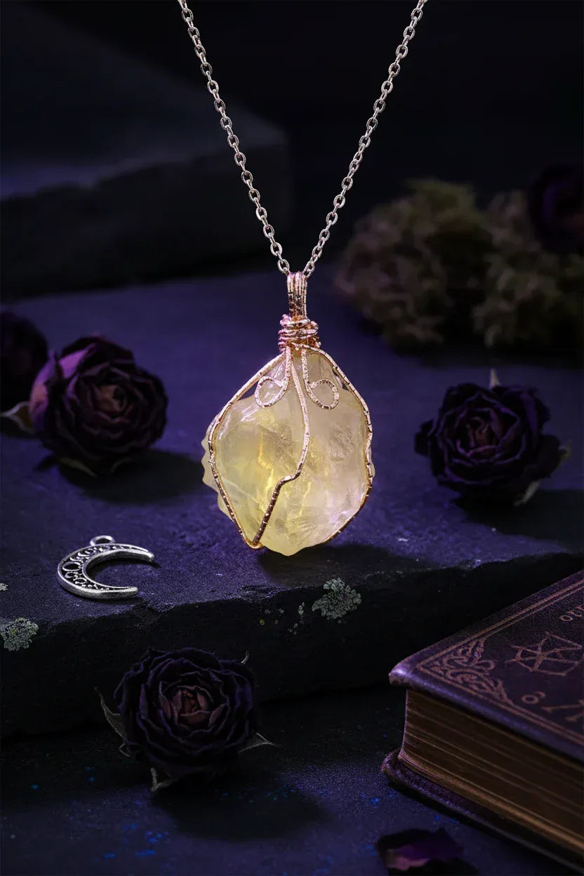 Raw Crystal Necklace - Sorceress Sanctuary Lemon crystal (silver) / Pure natural-Green fluorite (gold) / Pure natural-Lemon crystal (golden) / Pure natural-Amethyst (golden) / Pure natural-Fluorite (silver) / Pure natural
