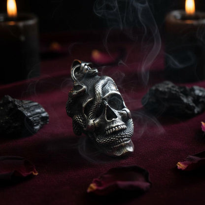 Serpent Skull Necklace Sorceress Sanctuary