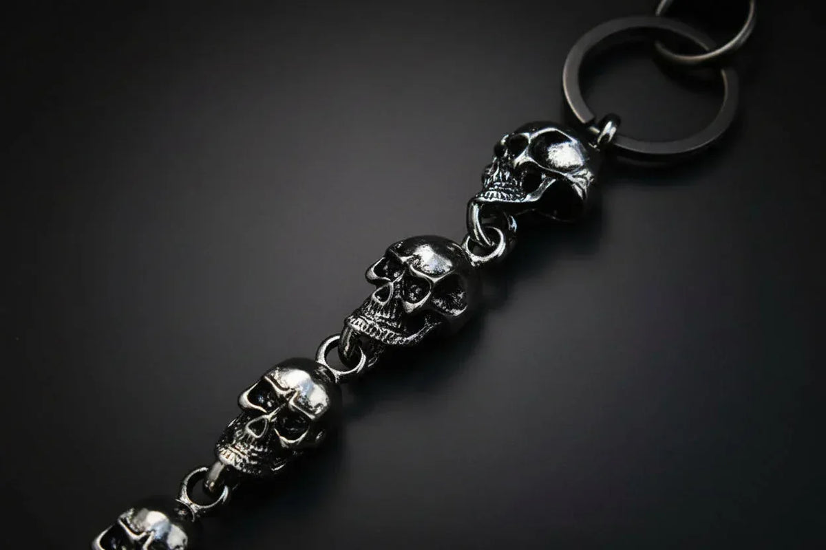 Goth Skull Metal Chain - Sorceress Sanctuary Black