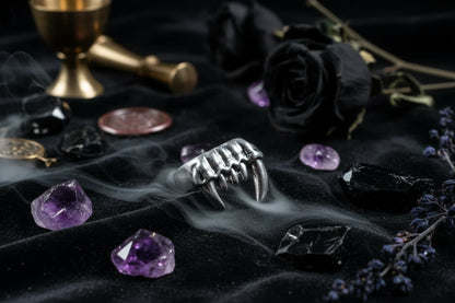 Vampire Teeth Ring - Sorceress Sanctuary 19mm-20mm-21mm-22mm